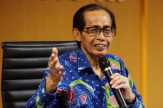 Jokowi Lantik Dewan Pengawas KPK, Tumpak Panggabean Jadi Ketua