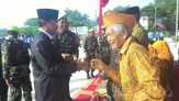 Bupati Inhil Wardan Pimpin Upacara Hari Pahlawan