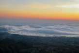 Matahari Terbit Berlatar 4 Gunung di Bukit Sikendil Temanggung