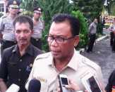 Kunjungan Bupati Rohil Disambut Meriah Masyarakat Ujung Tanjung