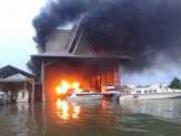 Dua Speedboat Pemkab Bengkalis Ludes Terbakar