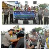HUT ke-61 Polantas, Wakapolres Inhil Pimpin Pembagian Helm ke Masyarakat