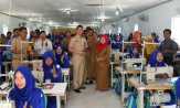 Jahit Menjahit di Kubang Jaya, Kadisdikbud Minta Kepsek Dukung Program Pemkab Kampar