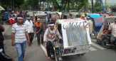 Ratusan Sopir Becak Motor di Medan Demo