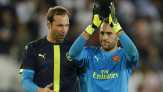 Wenger Bebas Pilih Dua Kiper Kelas Dunia