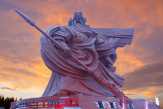 Inilah Patung Guan Yu Terbaru Yang Dibuat Seberat 1320 Ton