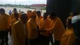 Baru Mendarat Bandara SSK II, Ketum Golkar Riau Setya Novanto Langsung Gelar Pertemuan Tertutup