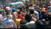Satpol PP Vs Pedagang Bentrok di Pasar Sukaramai
