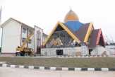 Belum Dipakai Gedung SMP Madani Senilai Rp45 Miliar Sudah Bocor