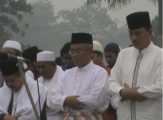 Di Tengah Kabut Asap, Ummat Muslim di Meranti Khusyuk Laksanakan Salat Idul Adha