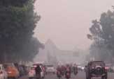 Pekanbaru Diselubungi Kabut, Warga 