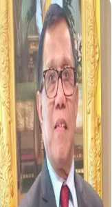 Menghakimi