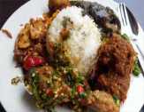 Rahasia Enaknya Nasi di Restoran Padang