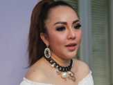 Alasan Regina Tak Mau Nikah Secara Resmi dengan Farhat Abbas