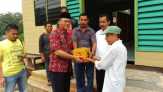 Cawako Dumai Salurkan Bantuan Meterial ke Mushola Al-Syakirin
