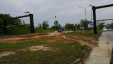 Portal KM 5 Pangkalan Kerinci Tak Berfungsi, Kendaraan Bertonase Berat Tetap Terobos Hancurkan Jalur