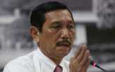 Luhut Minta Masyarakat Sabar Tunggu Harga Tiket Pesawat Turun