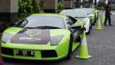 Giliran Warga Inggris Dikejutkan Taksi Lamborghini Hurricane