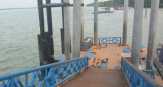 Biaya Perawatan Mahal, Lantai Ponton Pelabuhan Desa Bantar Diganti