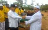 Suparman Sumbang Sapi Simmental Seberat 240 Kg ke Masjid Agung Nasional Rohul