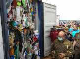 Jokowi: RI Tolak Limbah Sampah dari Luar Negeri