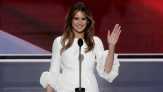 Disebut Wanita Penghibur, Melania Trump Tuntut Ganti Rugi Rp1,9 T