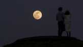 'Merapal' Kehidupan Setiap Zodiak Akibat Fenomena Supermoon