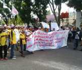 Ditelpon Orang Pemko Pekanbaru, Ratusan Demonstran Jadi 'Galau'