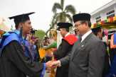 Alumni Polbeng Jangan Hanya Berpikir Jadi PNS