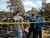 Tim Labfor Medan Olah TKP Gedung Disdik Pelalawan Terbakar