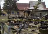 Kantor Disdik Pelalawan Terbakar, Kadis Tak Kunjung Muncul Walau Ditunggu Bupati