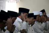 Presiden Jokowi Salat Minta Hujan di Riau