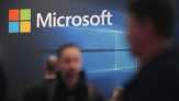 Microsoft Jual Bisnis Ponsel Fitur ke Foxconn Rp 4,6 Triliun