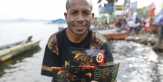 Mencari Thomas Maay di Festival Danau Sentani
