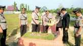 Sambut Hari Bhayangkara Ke-70, Polres Kampar Ziarah ke Taman Makam Pahlawan