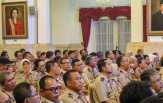 Bagi-bagi Sertifikat Sukses, Jokowi Beri 'Bonus' Pegawai BPN