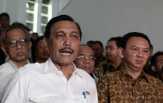 Lanjutkan Reklamasi, Menteri Luhut Dinilai Lecehkan Hukum