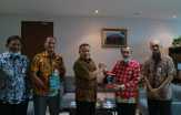 Riau Harus Dibantu