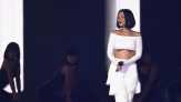 Rihanna Hampir Batal Merekam Lagu 'Work'