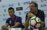 Resmi: Rene Alberts Latih Persib Bandung
