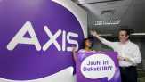 Uang Jual Menara Dipakai XL untuk Tutupi Utang Beli Axis