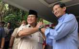 Sejumlah Massa dan Mobil Komando Mulai Datangi Rumah Prabowo