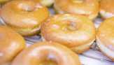 Bonut, Donat-Biskuit yang Meleleh di Mulut