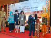 Promosi Wisata, Plt Gubri Ajak Delegasi IMT-GT Saksikan Pacu Jalur