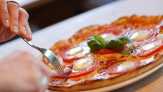 Rekor Dunia, Pizza dengan Topping 154 Jenis Keju