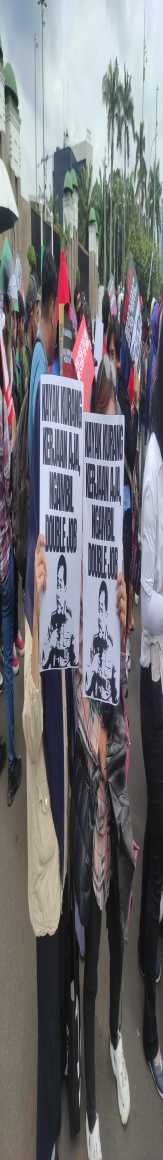 Ratusan Kader GMNI Demo di DPR RI Tolak Revisi UU TNI, Protes Pelemahan Supremasi Sipil	