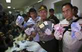 Sepuluh Tas Isi Dolar AS Diduga Duit Suap Proyek Kemenhub