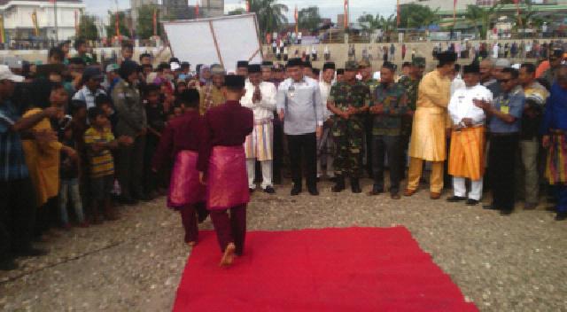Jelang Ramadhan, Suparman Meriahkan Tradisi Potang Balimau di Ujungbatu dan Pasir Pengaraian