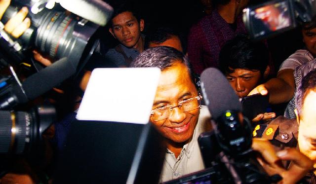 Dahlan Iskan Tersangka Kasus Gardu Listrik