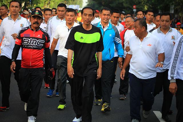 Presiden Jokowi Olahraga Minggu di Kota Solo